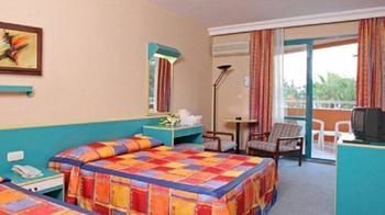 Angel Beach Hotel Tosmur Bagian luar foto